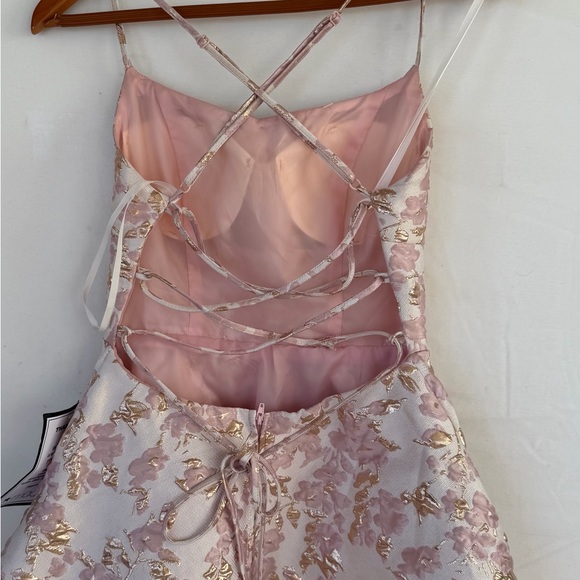 B. Darlin Pink Gold Floral Metallic Fit & Flare Party Dress NWT - Picture 4 of 9